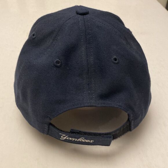 NEW YORK Yankees Genuine Merchandise Black 15%Wool Hat by Twins Enterprise OS - Picture 3 of 5